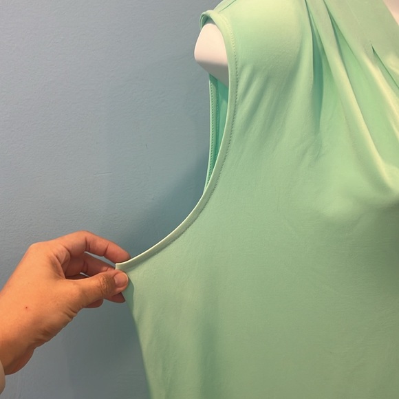 Women’s Mint Sleeveless Blouse- 2X - Picture 3 of 5